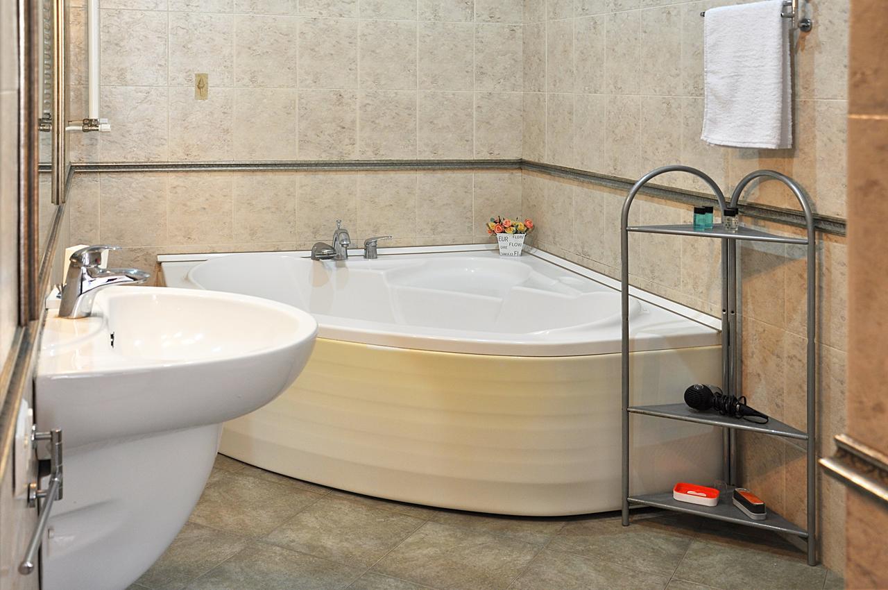 Hotel Gallery Тбилиси Экстерьер фото